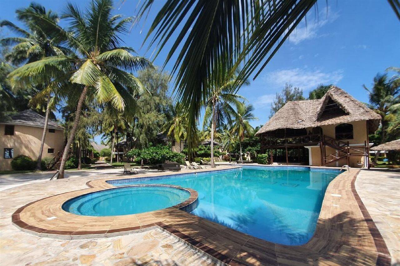 Ahg Maya Bay Resort & Spa Michamvi Extérieur photo