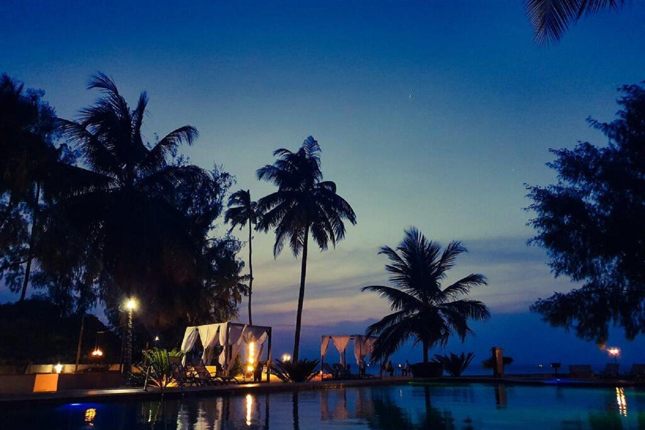 Ahg Maya Bay Resort & Spa Michamvi Extérieur photo